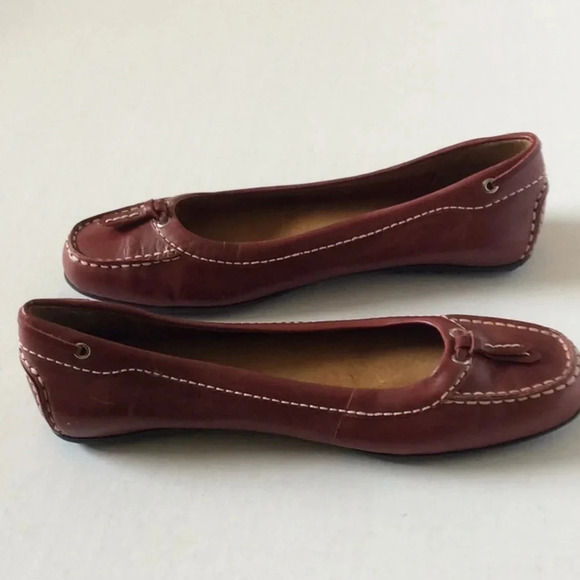 Eddie Bauer Cognac Leather Tassel Flats Size 7 - Picture 7 of 9